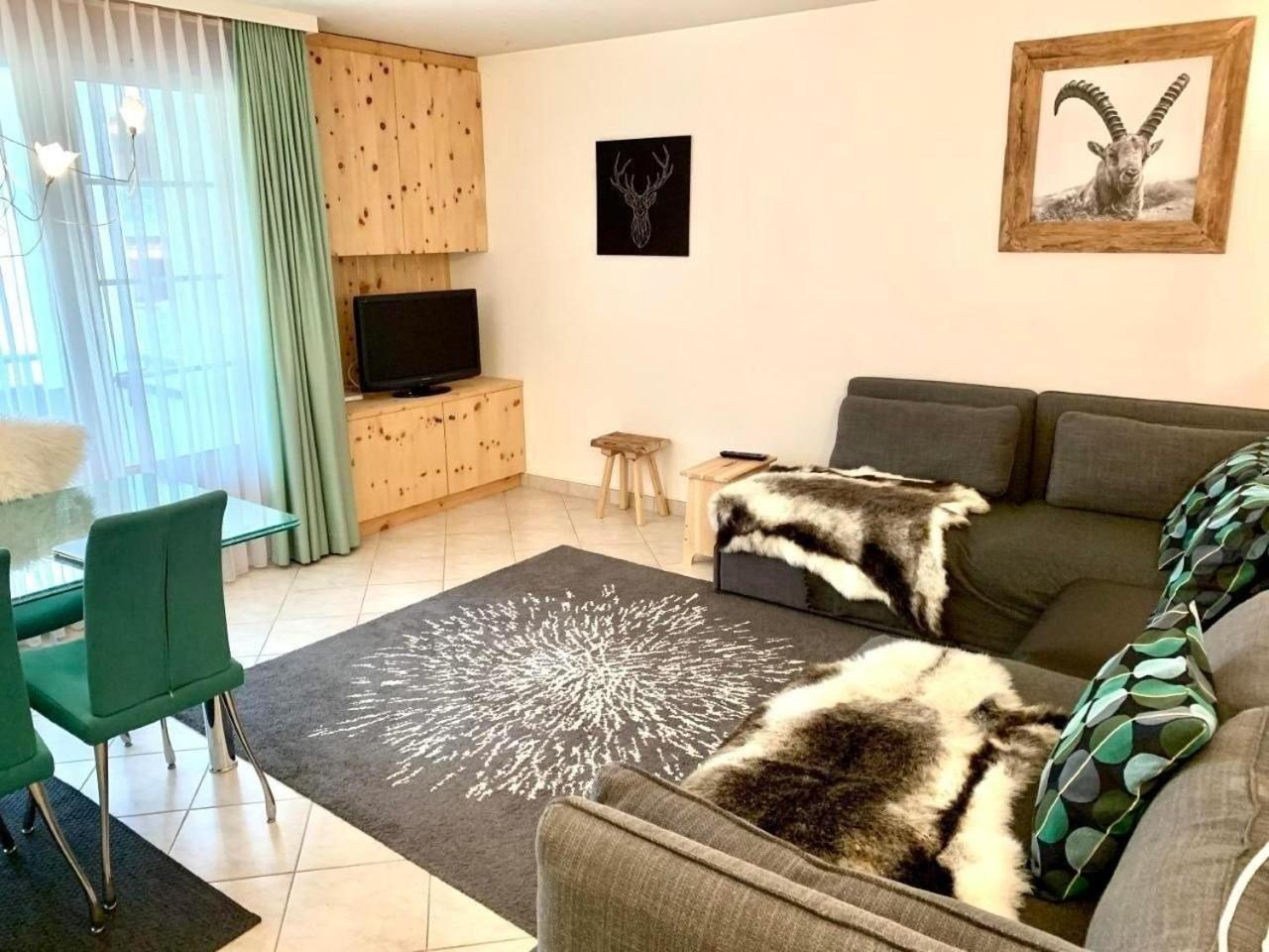 Ferienwohnung Gian, Zentral Mit Garagenstellplatz Davos Kültér fotó